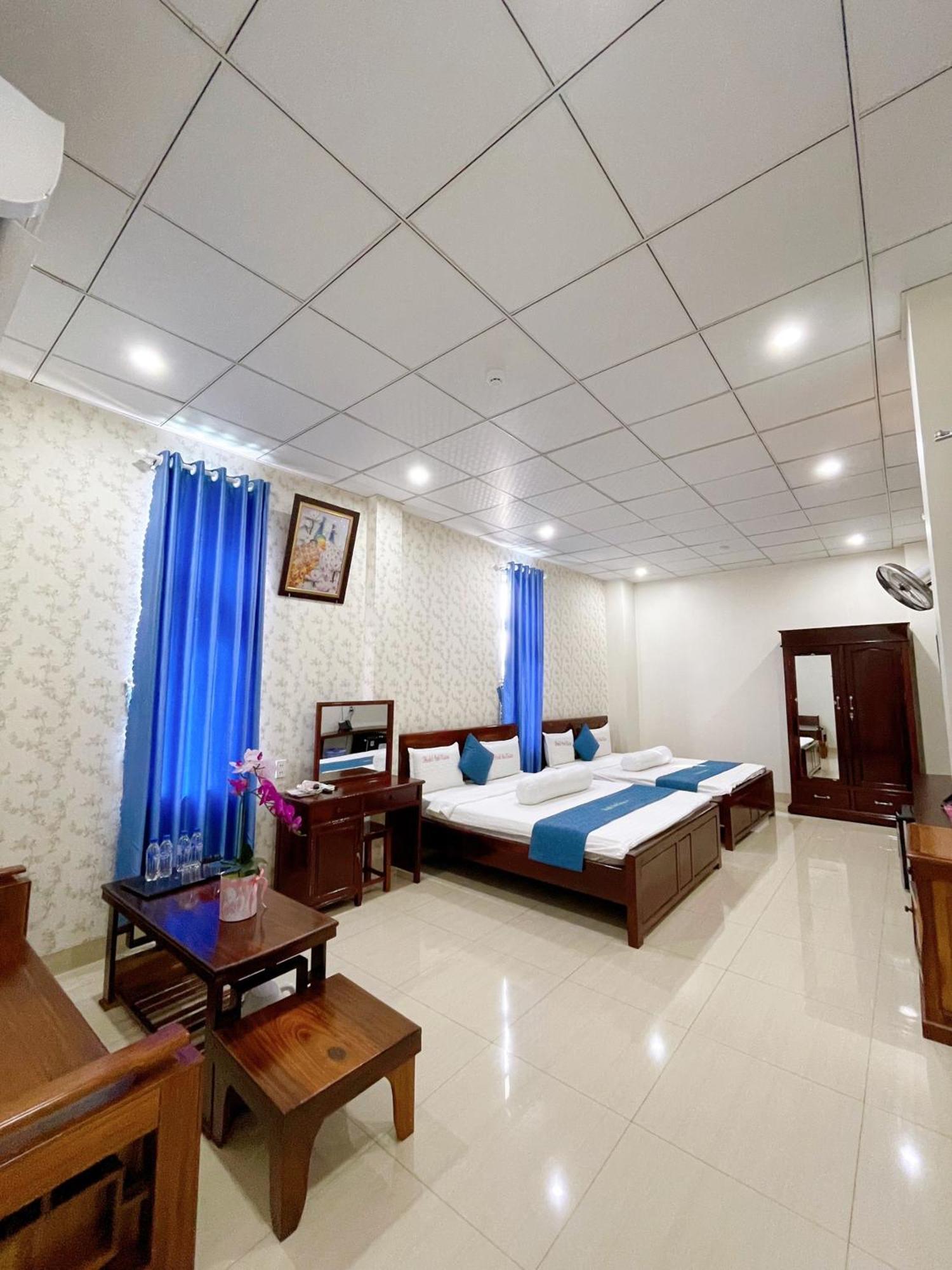 Anh Tuan Hotel & Coffee - Pleiku, Gia Lai Εξωτερικό φωτογραφία