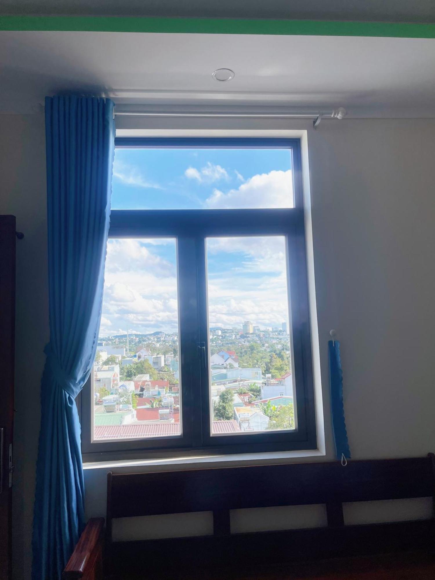 Anh Tuan Hotel & Coffee - Pleiku, Gia Lai Εξωτερικό φωτογραφία