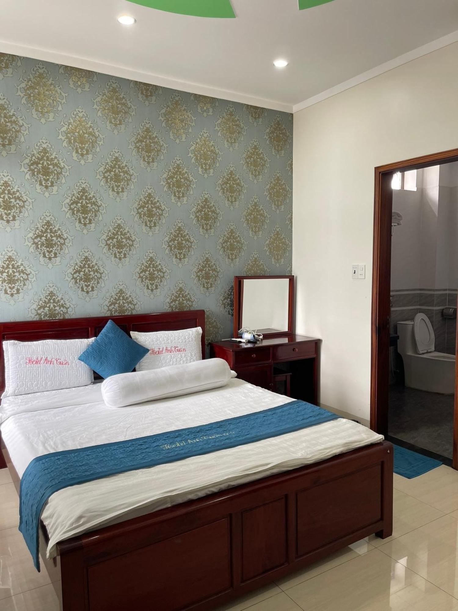 Anh Tuan Hotel & Coffee - Pleiku, Gia Lai Εξωτερικό φωτογραφία